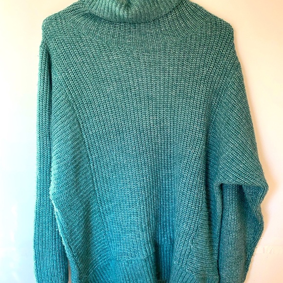 American Eagle Outfitters Sweaters - American Eagle Oversized Dreamspun Mock Neck Sweater in Pine